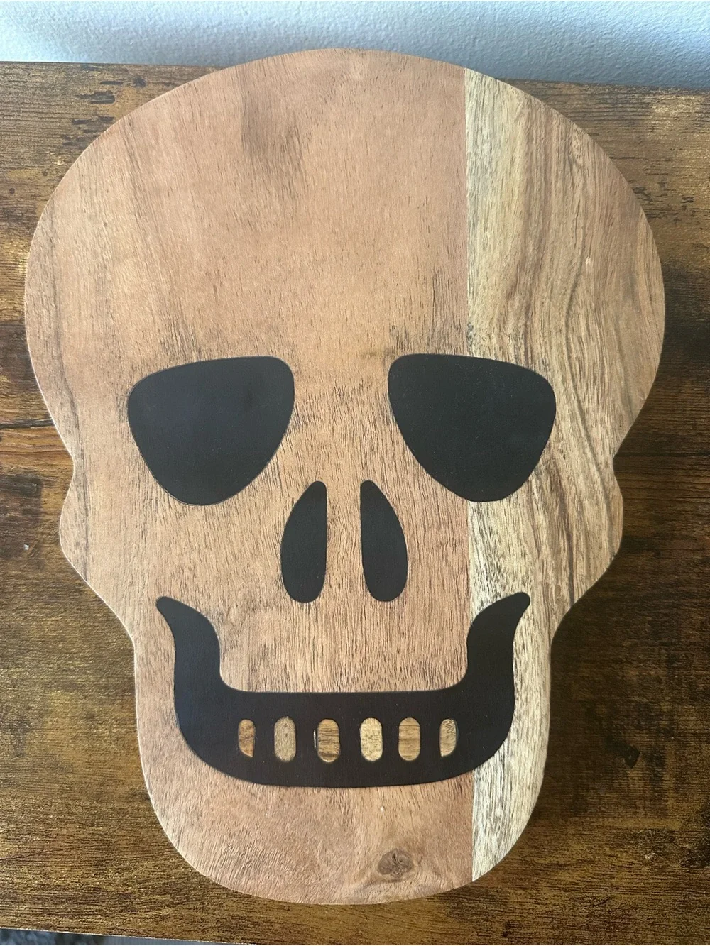 Wooden Skull Cutting Board or Charcuterie Tray Food Safe w/ Black Skull Face NWT